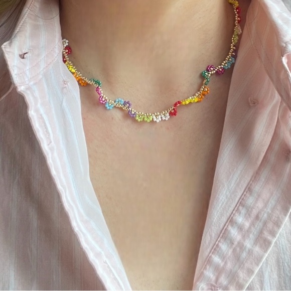 NWT Philos New York Handmade Colorful Daisy Flower Bead Necklace - Picture 4 of 10